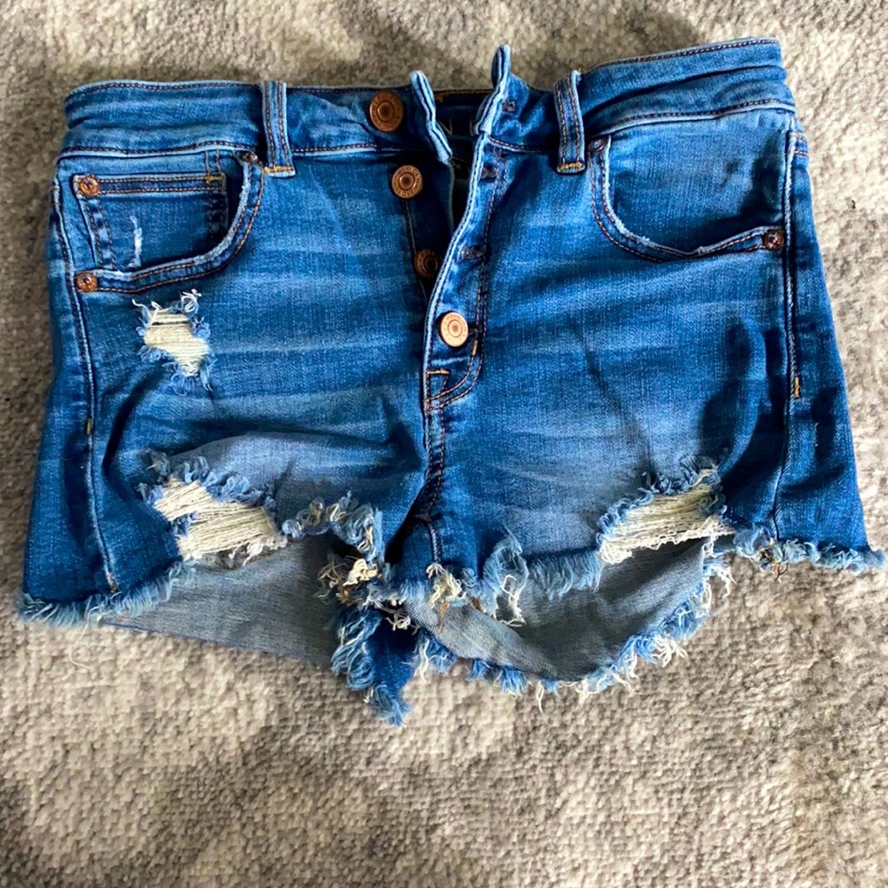 Hi rise shorts